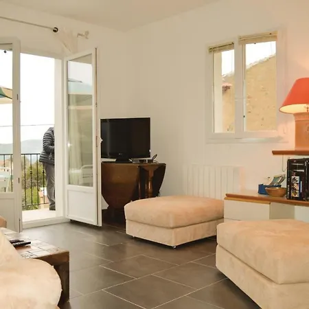شقة Two-bedroom In *
